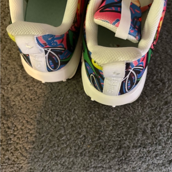 White and Green Sneakers - Picture 4 of 5